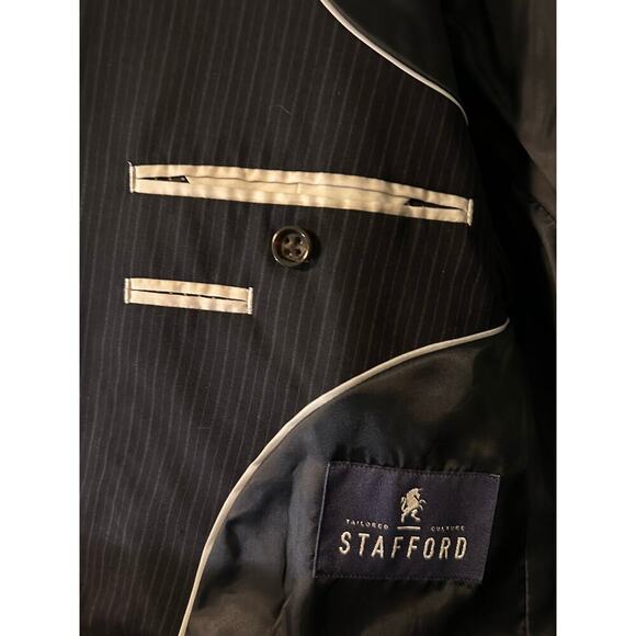 Stafford Classic Fit Pinstripe Suit - 2-Piece Set (Jacket 36x32) - Picture 3 of 7